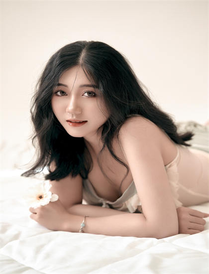 当代的《女演员们的性爱选秀》悬念设置：叙事技巧与观众心理